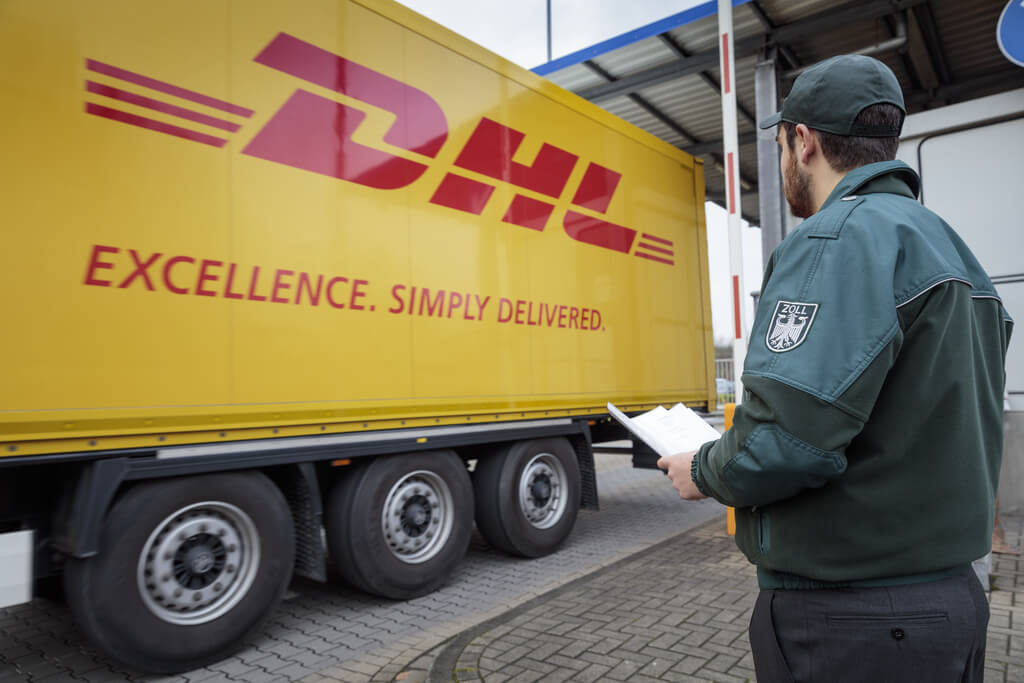 Chuyển phát nhanh đi Đức và những điều cần biết thông qua DHL của Vận Tải Á Châu