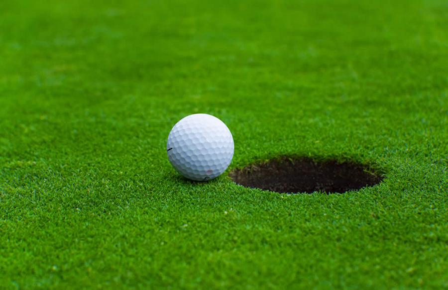 Vận Chuyển Cỏ Nhân Tạo Sân Golf Từ Hồ Chí Minh Đi Bình Dương