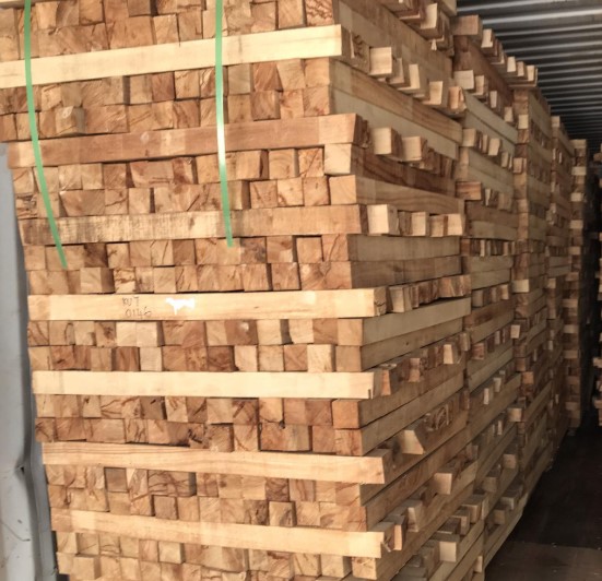 Vận chuyển Chuyển Pallet Gỗ Từ Thành Phố Vinh Vào Khu Công Nghiệp Bình Dương 2025