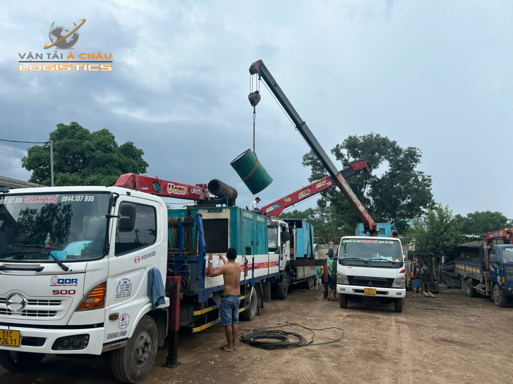 Vận Chuyển Máy Phát Điện Công Nghiệp Bằng Xe Moóc Sàn Đi Toàn Quốc – Giải Pháp An Toàn Và Tối Ưu Cho Thiết Bị Nặng
