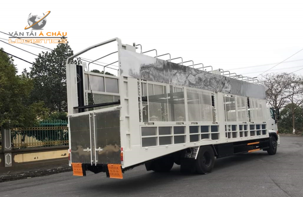 Dịch Vụ Vận Chuyển Xe Ô Tô Bằng Xe Lồng Từ TP.HCM Ra Hà Nội Uy Tín