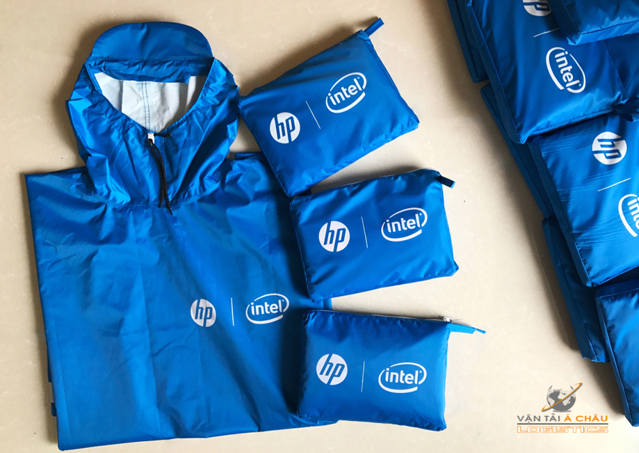 Vận chuyển áo mưa in logo – Hàng sự kiện doanh nghiệp tuyến HCM đi các tỉnh