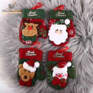 Vận chuyển găng tay giáng sinh từ Hồ Chí Minh ra Hà Nội - Giải pháp logistics nhanh, an toàn cho mùa lễ hội