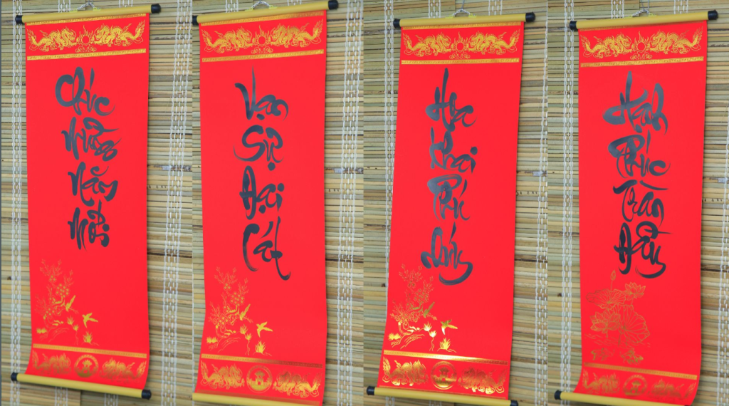 VẬN CHUYỂN CÂU ĐỐI TRANG TRÍ TẾT NHANH CHÓNG 2025