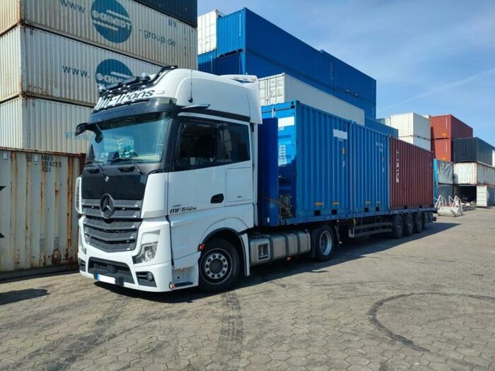 Vận chuyển container hàng may mặc từ Nam Định đi TP.HCM và ngược lại