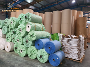 Dịch vụ vận chuyển vải cuộn – nguyên phụ liệu may mặc từ TP.HCM đi Nam Định