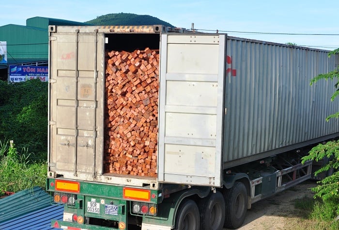 Vận chuyển đồ gỗ trang trí nhỏ, khung ảnh Tết từ Đồng Nai đi miền Trung