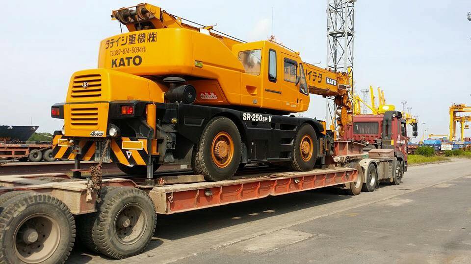 Dịch vụ vận chuyển hàng lẻ và ghép máy móc nhỏ phục vụ sản xuất từ Bình Dương đi các tỉnh miền Bắc Dịch vụ vận chuyển hàng lẻ và ghép máy móc nhỏ phục vụ sản xuất từ Bình Dương đi các tỉnh miền Bắc