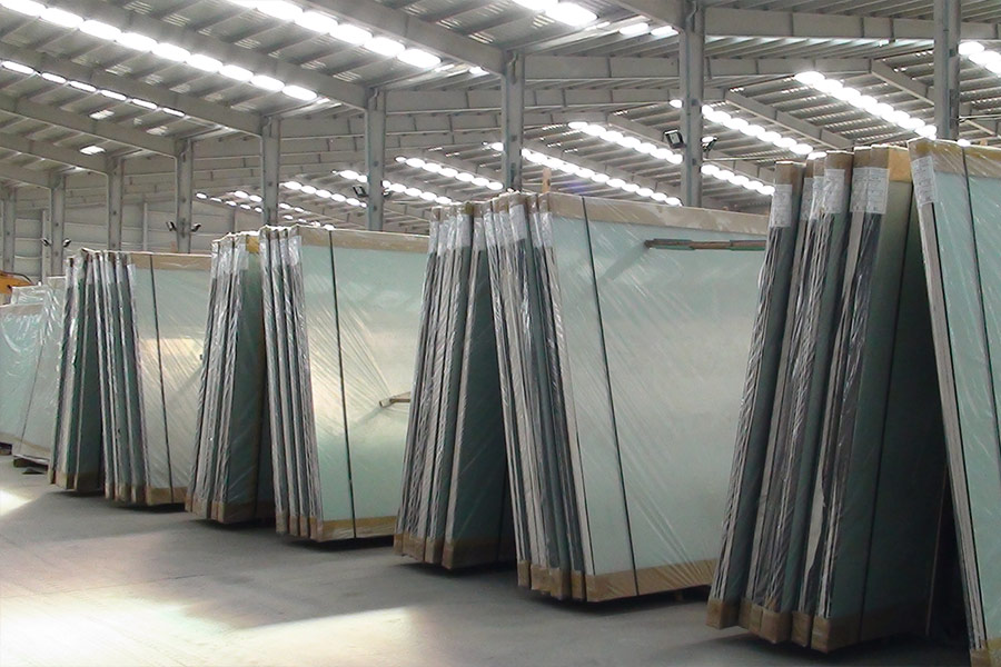 Dịch vụ vận chuyển hàng lẻ và ghép thiết bị cửa nhôm kính từ TP.HCM đi các tỉnh miền Bắc